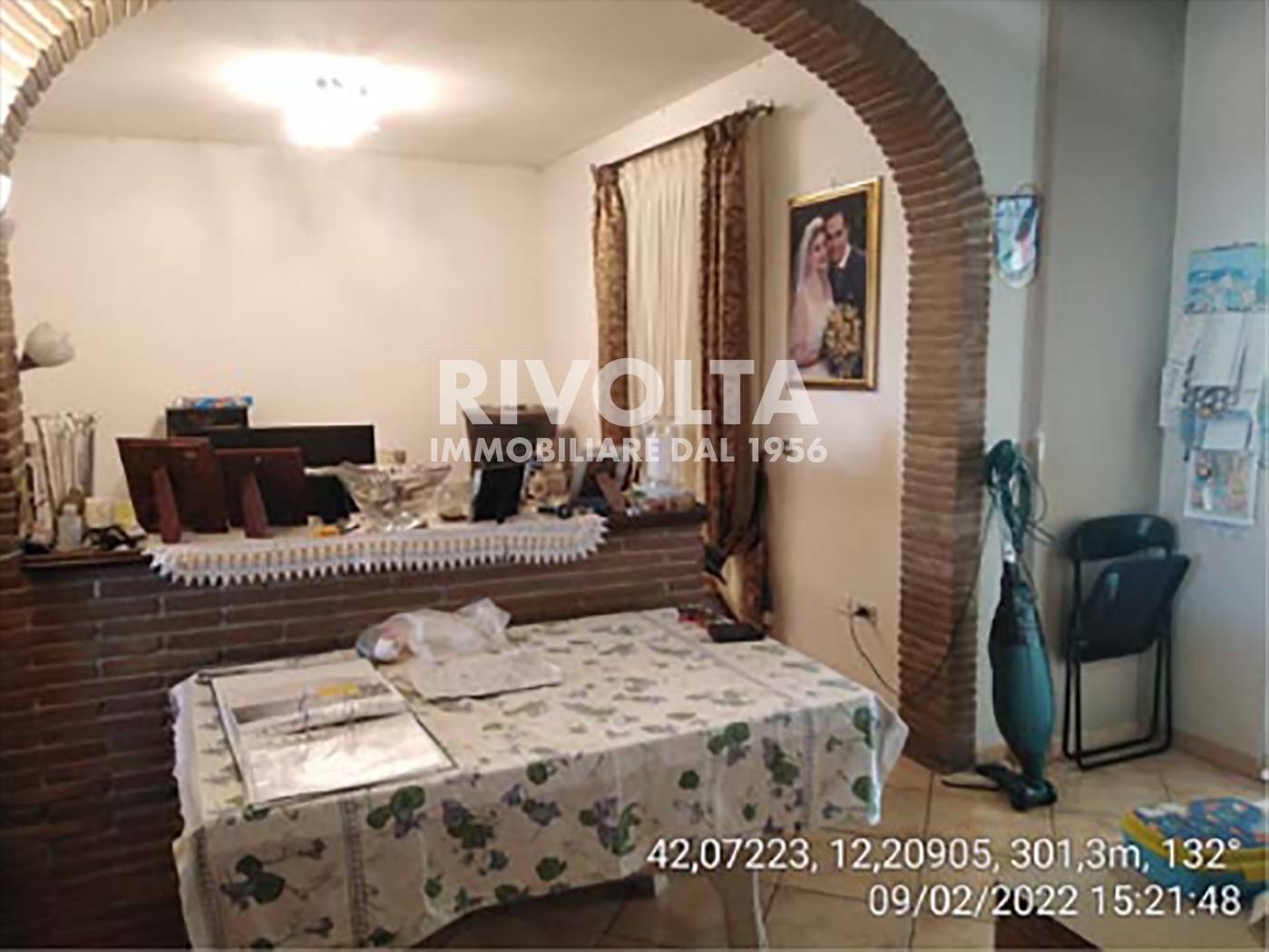 Villa in vendita a Bracciano, 5 locali, prezzo € 102.000 | PortaleAgenzieImmobiliari.it