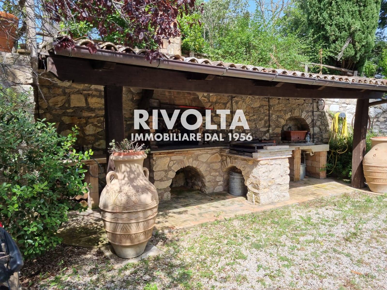 Villa in vendita a Poggio Nativo, 8 locali, zona Località: MonteS.aMaria, prezzo € 440.000 | PortaleAgenzieImmobiliari.it