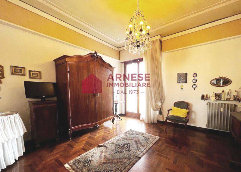 Appartamento in vendita a Savona, 6 locali, zona eletimbro, prezzo € 295.000 | PortaleAgenzieImmobiliari.it