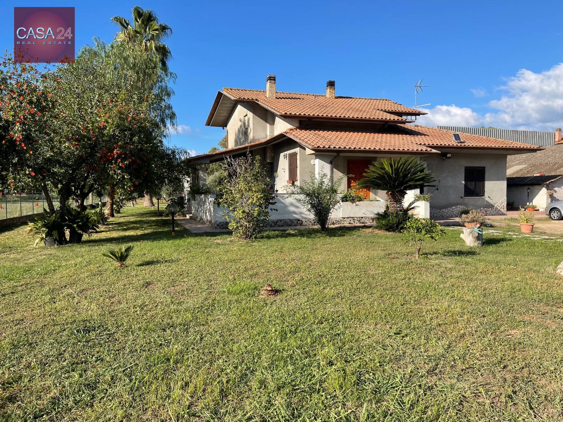 Villa in vendita a Sabaudia, 6 locali, zona Località: ColleDAlba, prezzo € 369.000 | PortaleAgenzieImmobiliari.it