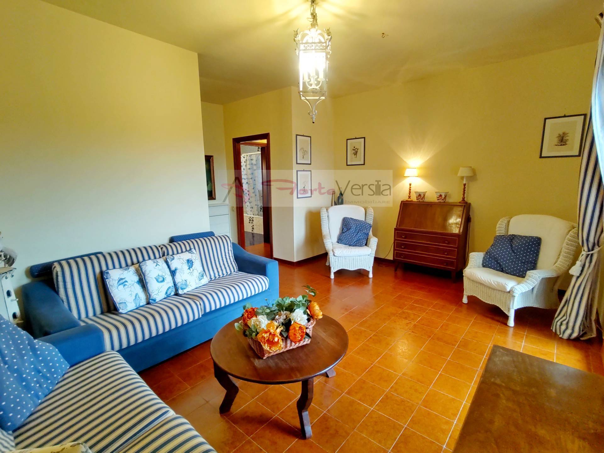 Appartamento in vendita a Montignoso, 4 locali, zona uale, prezzo € 330.000 | PortaleAgenzieImmobiliari.it