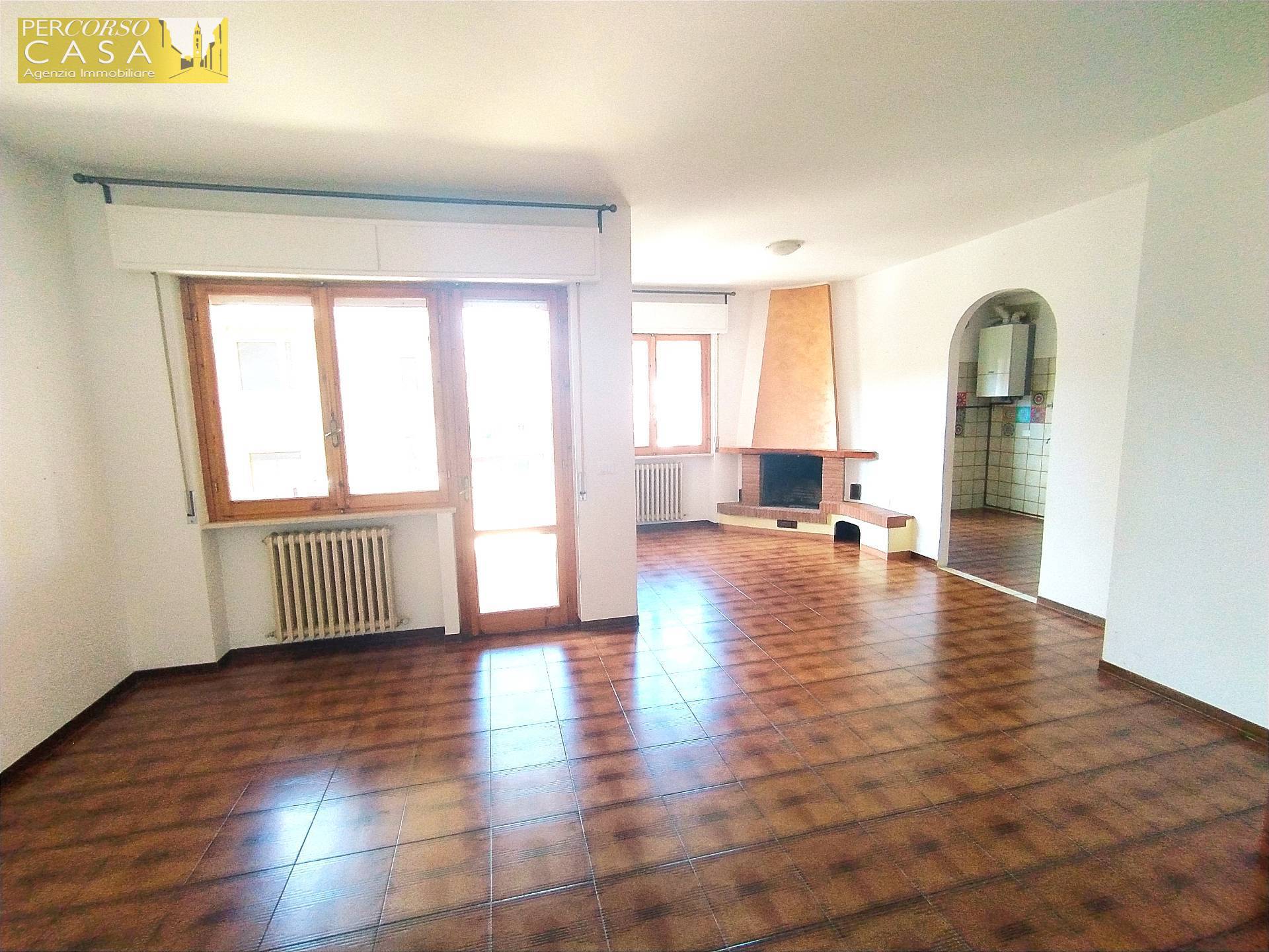Appartamento in vendita a Teramo, 5 locali, zona Località: Pianosolare, prezzo € 149.000 | PortaleAgenzieImmobiliari.it