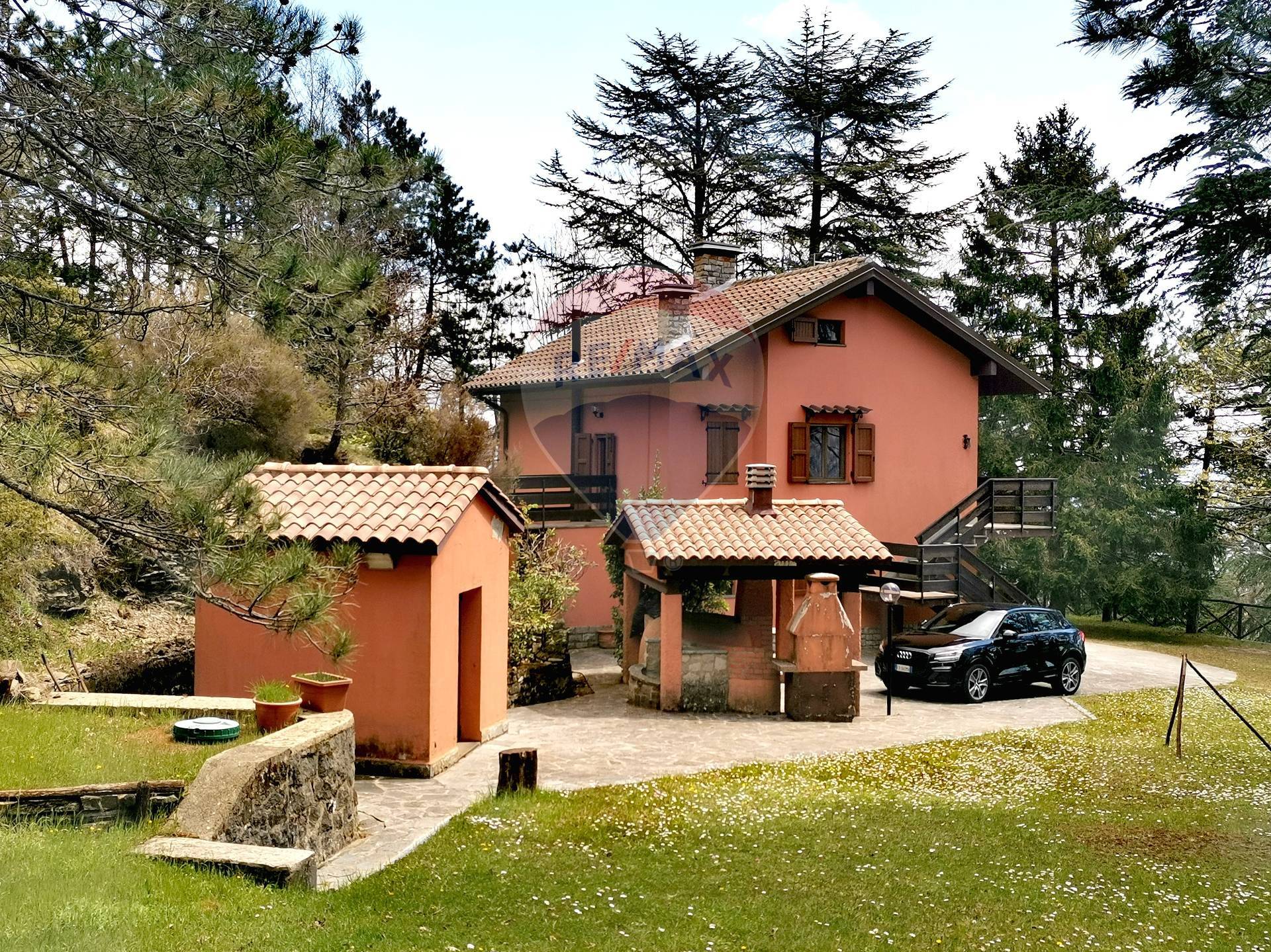 Villa in vendita a Talla, 9 locali, zona Zona: Pontenano, prezzo € 270.000 | CambioCasa.it