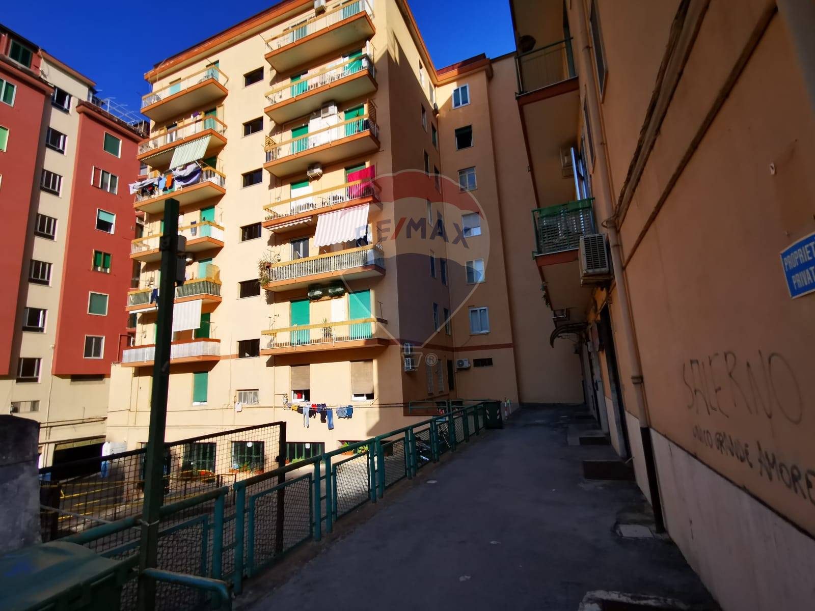 Negozio / Locale in vendita a Salerno, 9999 locali, zona Zona: Torrione, prezzo € 45.000 | CambioCasa.it