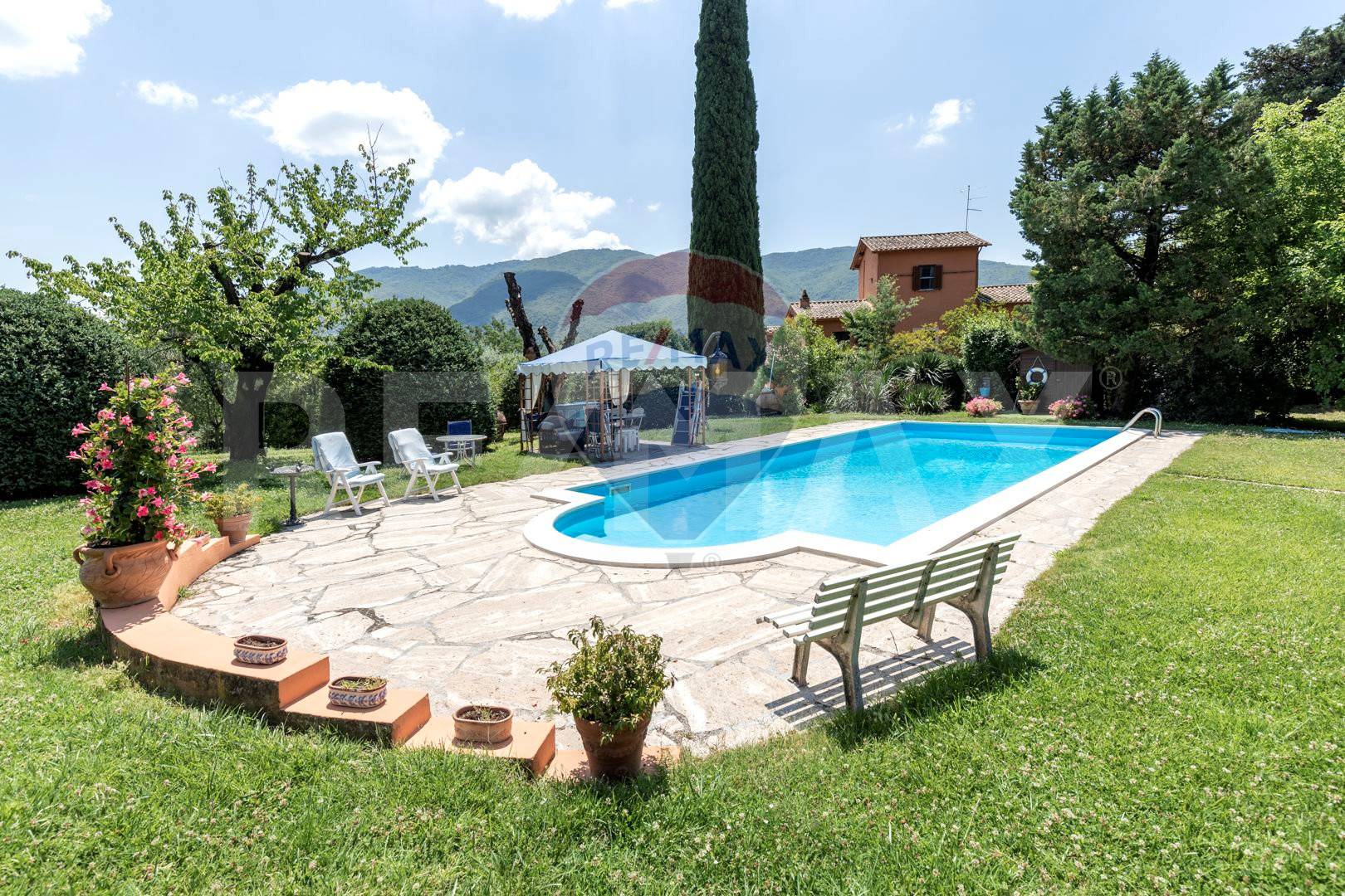 Villa in vendita a Castel Madama, 5 locali, prezzo € 779.000 | CambioCasa.it