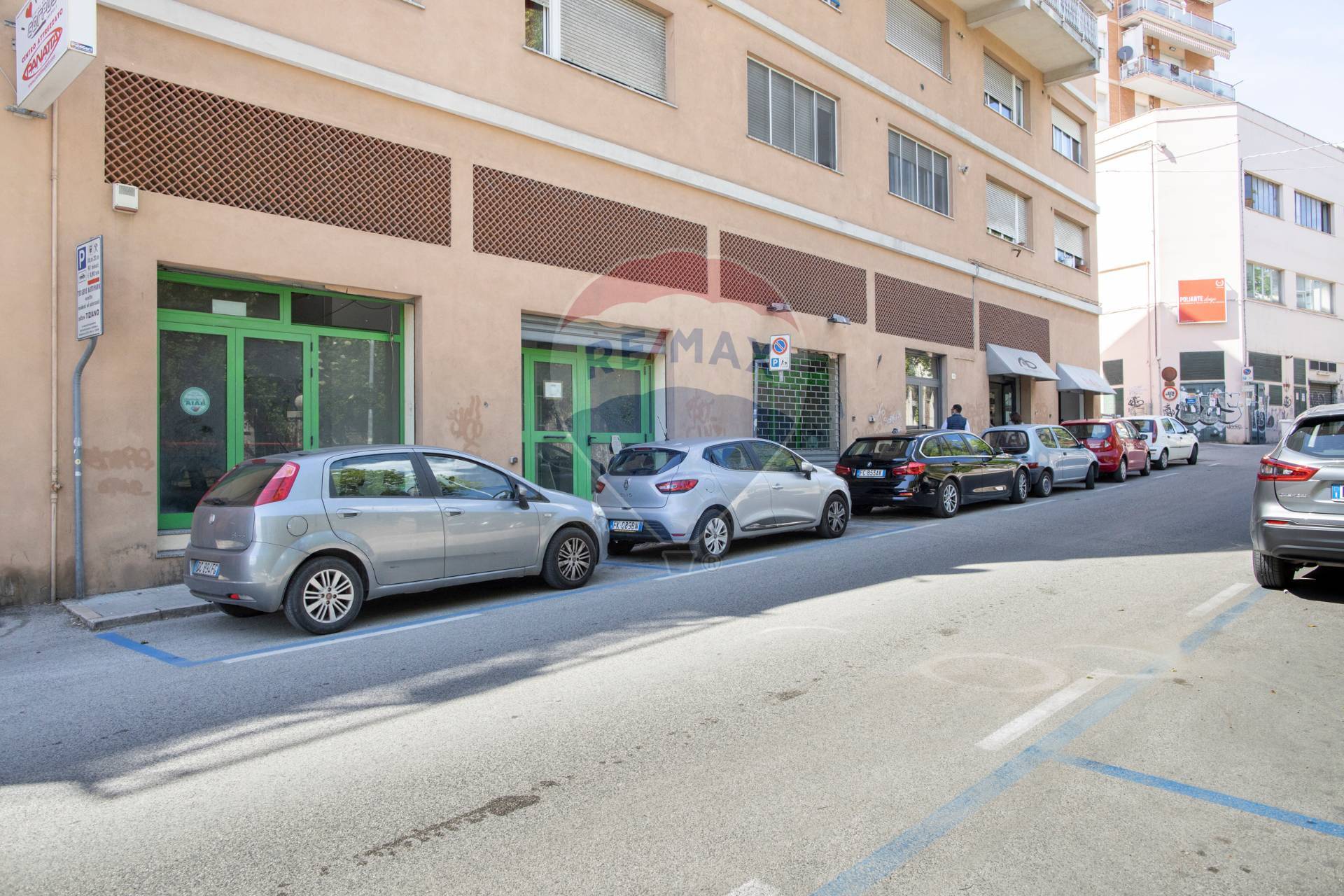 Negozio / Locale in vendita a Ancona, 9999 locali, zona Zona: Centro, prezzo € 270.000 | CambioCasa.it