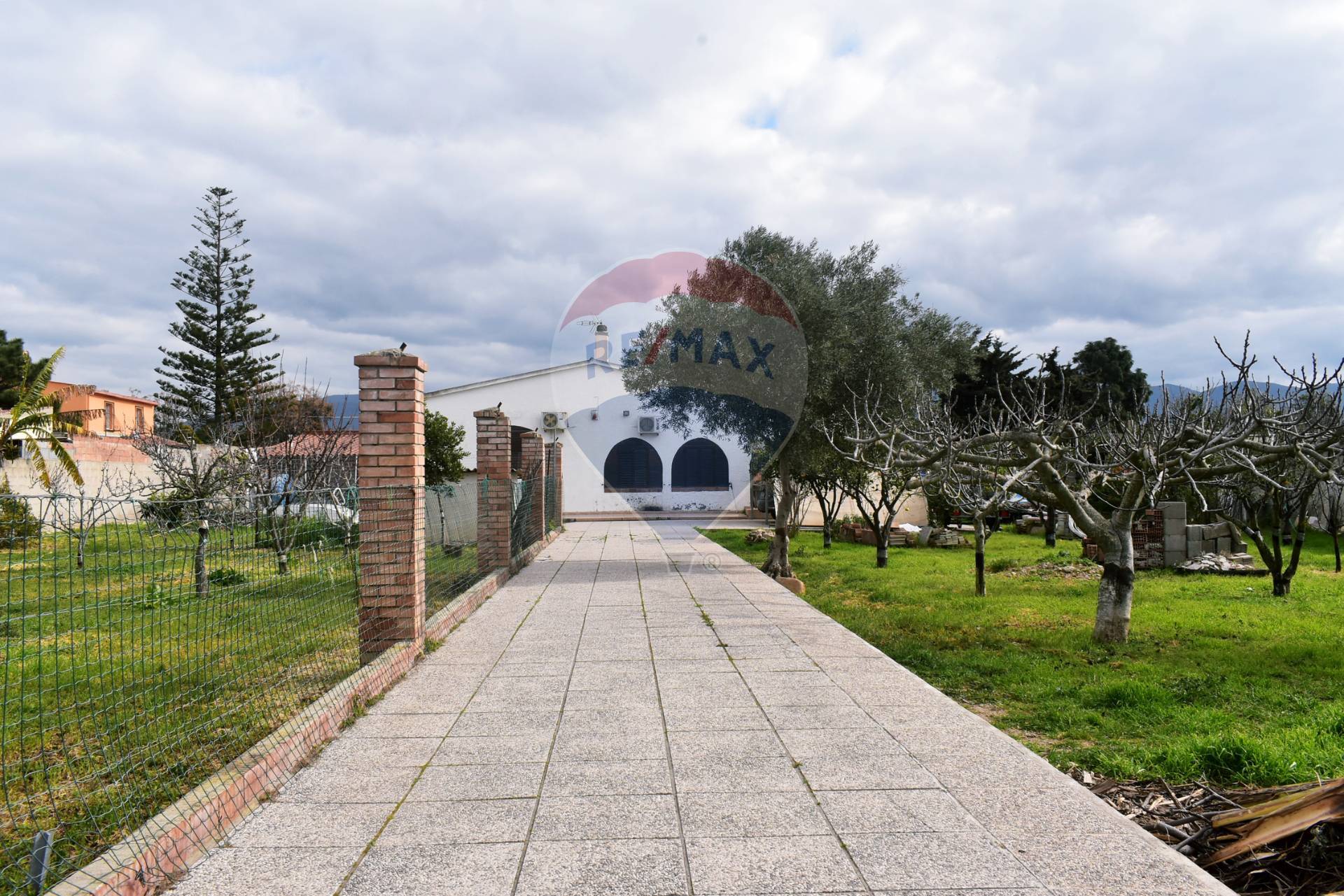 Villa in vendita a Quartu Sant'Elena, 4 locali, zona Località: ZonaFlumini, prezzo € 249.500 | PortaleAgenzieImmobiliari.it