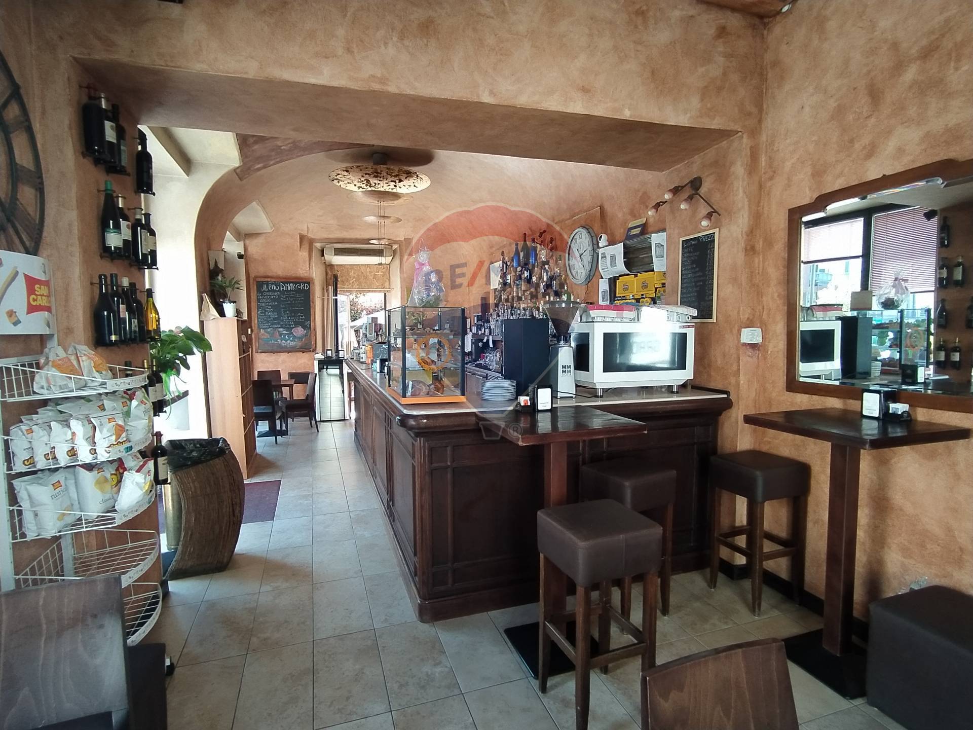 Bar in vendita a Arona, 9999 locali, prezzo € 119.000 | CambioCasa.it