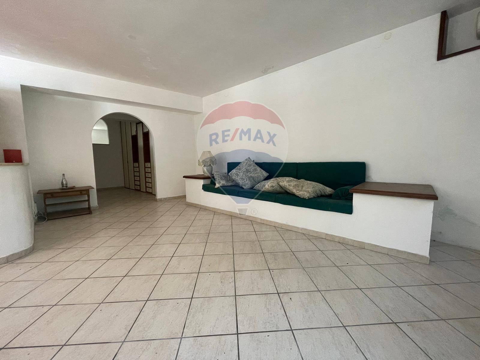 Appartamento in vendita a Campagnano di Roma, 3 locali, prezzo € 69.000 | CambioCasa.it