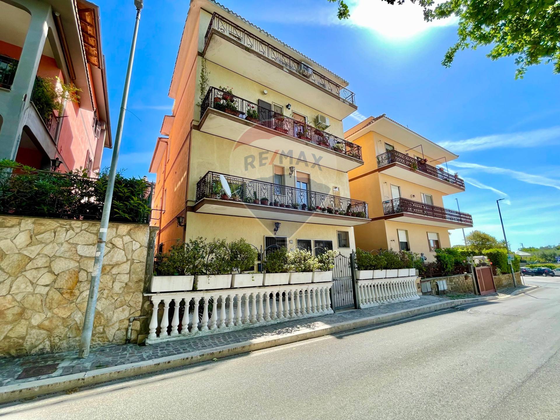 Appartamento in vendita a Formello, 3 locali, prezzo € 110.000 | CambioCasa.it