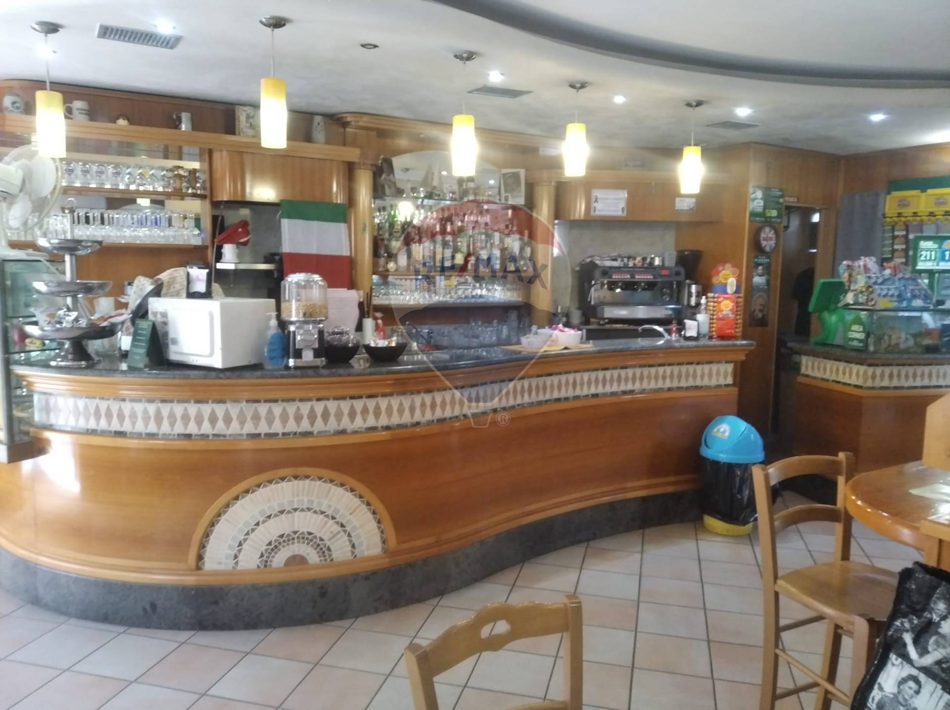 Bar in vendita a Borgone Susa, 9999 locali, prezzo € 300.000 | CambioCasa.it