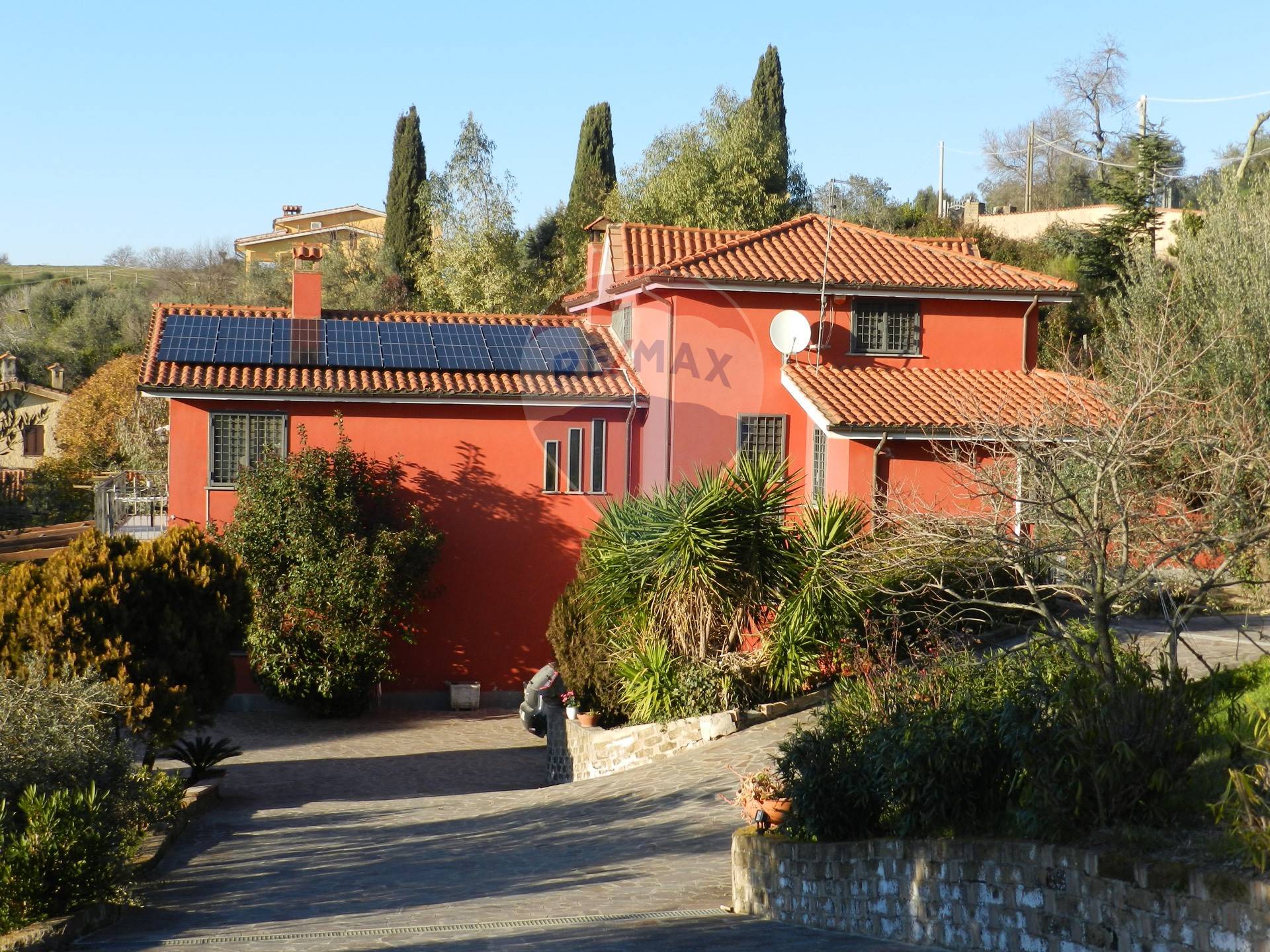 Villa in vendita a Sacrofano, 7 locali, prezzo € 790.000 | CambioCasa.it