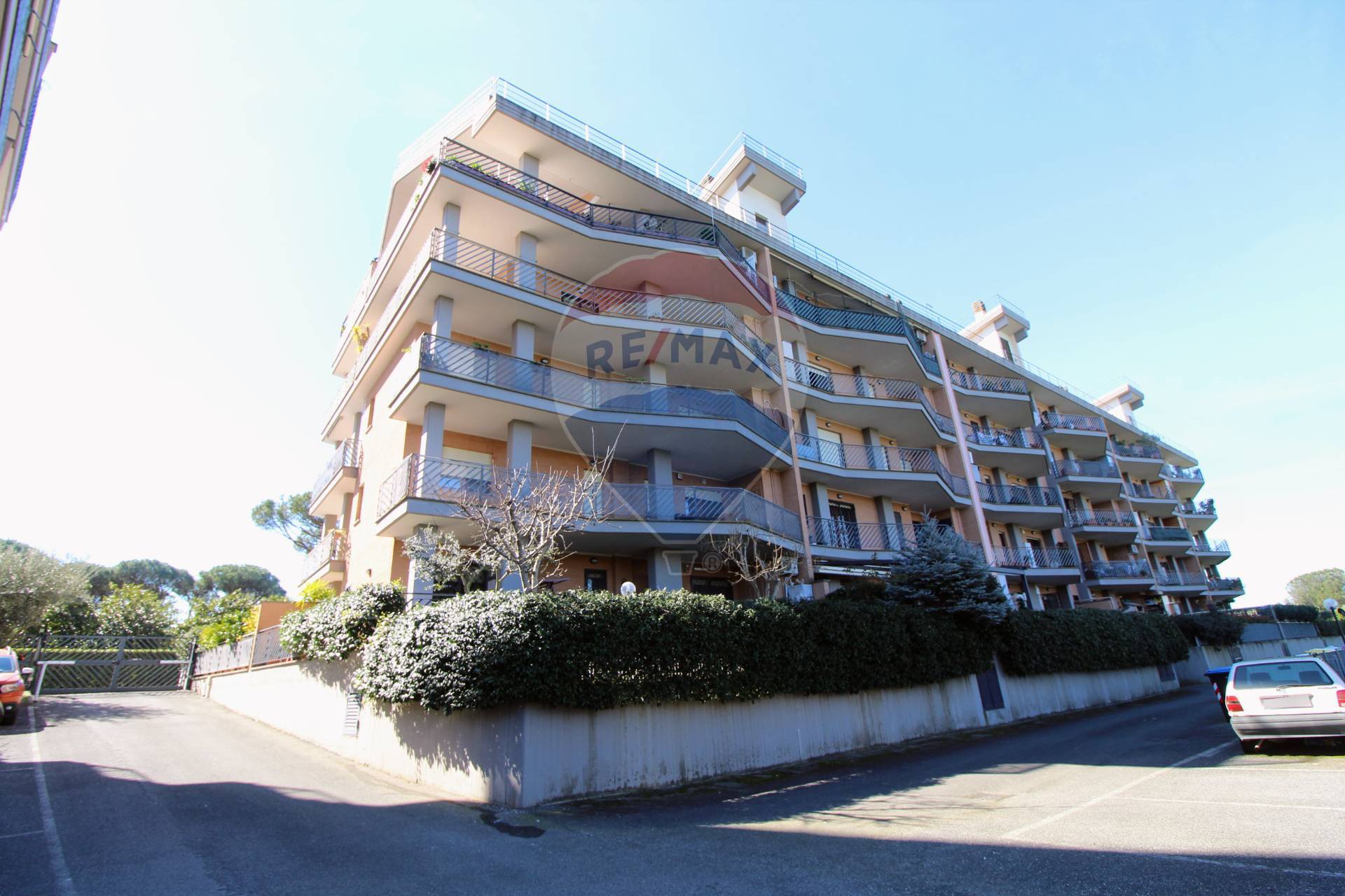 Appartamento in vendita a Roma, 4 locali, zona Zona: 41 . Castel di Guido - Casalotti - Valle Santa, prezzo € 195.000 | CambioCasa.it