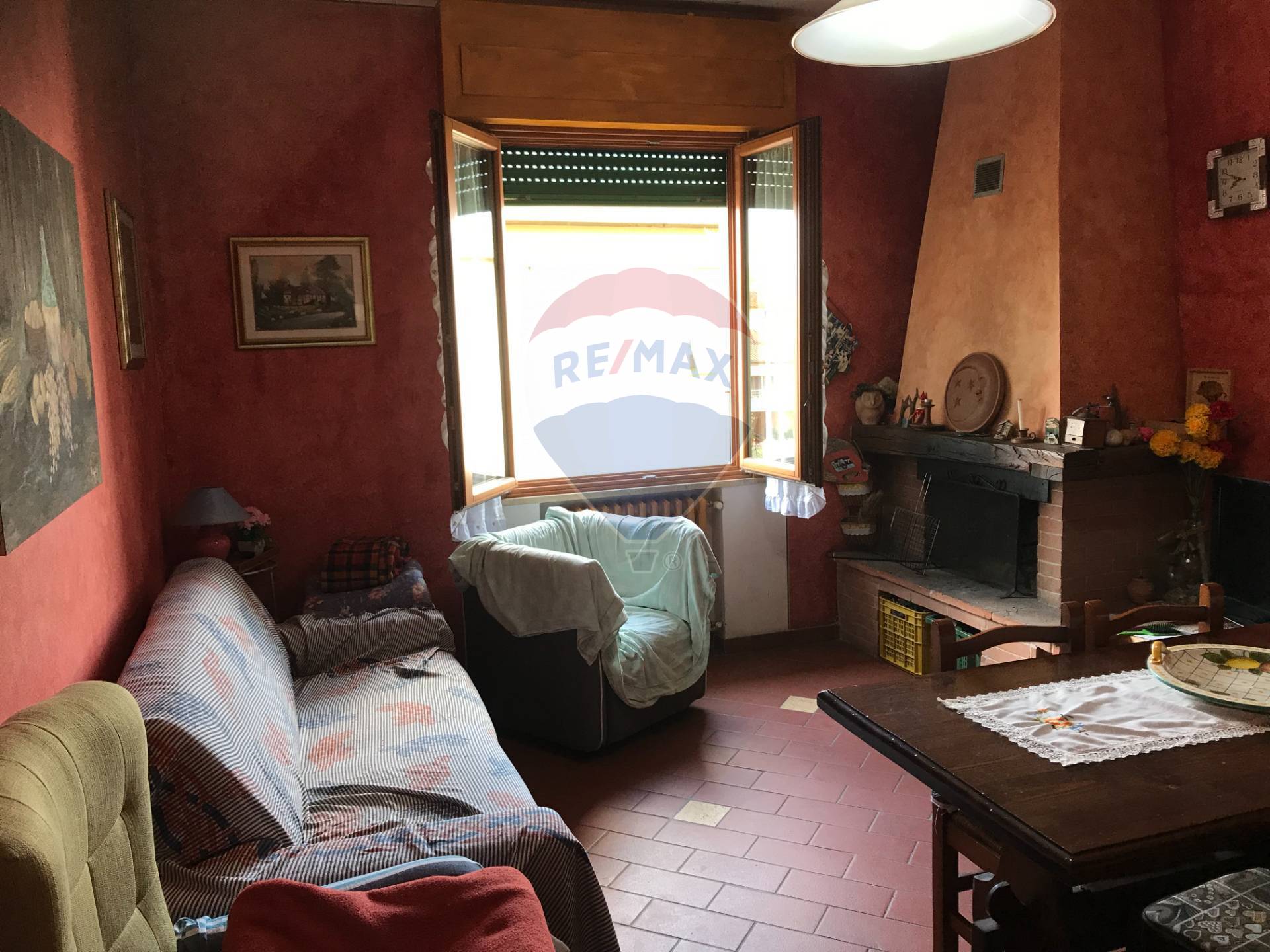 Appartamento in vendita a Gambassi Terme, 5 locali, zona Località: CaseNuove, prezzo € 150.000 | PortaleAgenzieImmobiliari.it