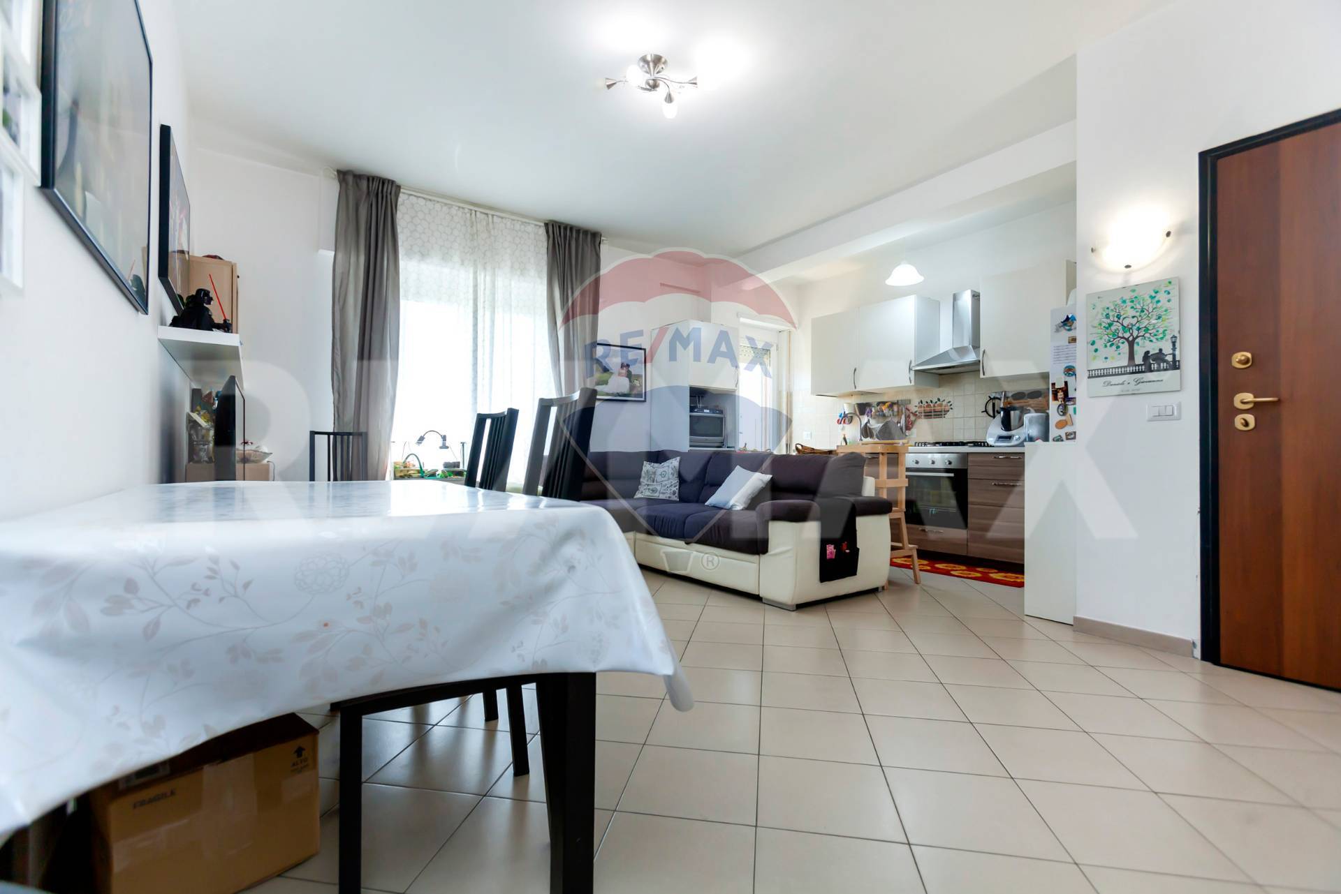 Appartamento in vendita a Guidonia Montecelio, 3 locali, zona Località: ColleVerde, prezzo € 148.000 | CambioCasa.it