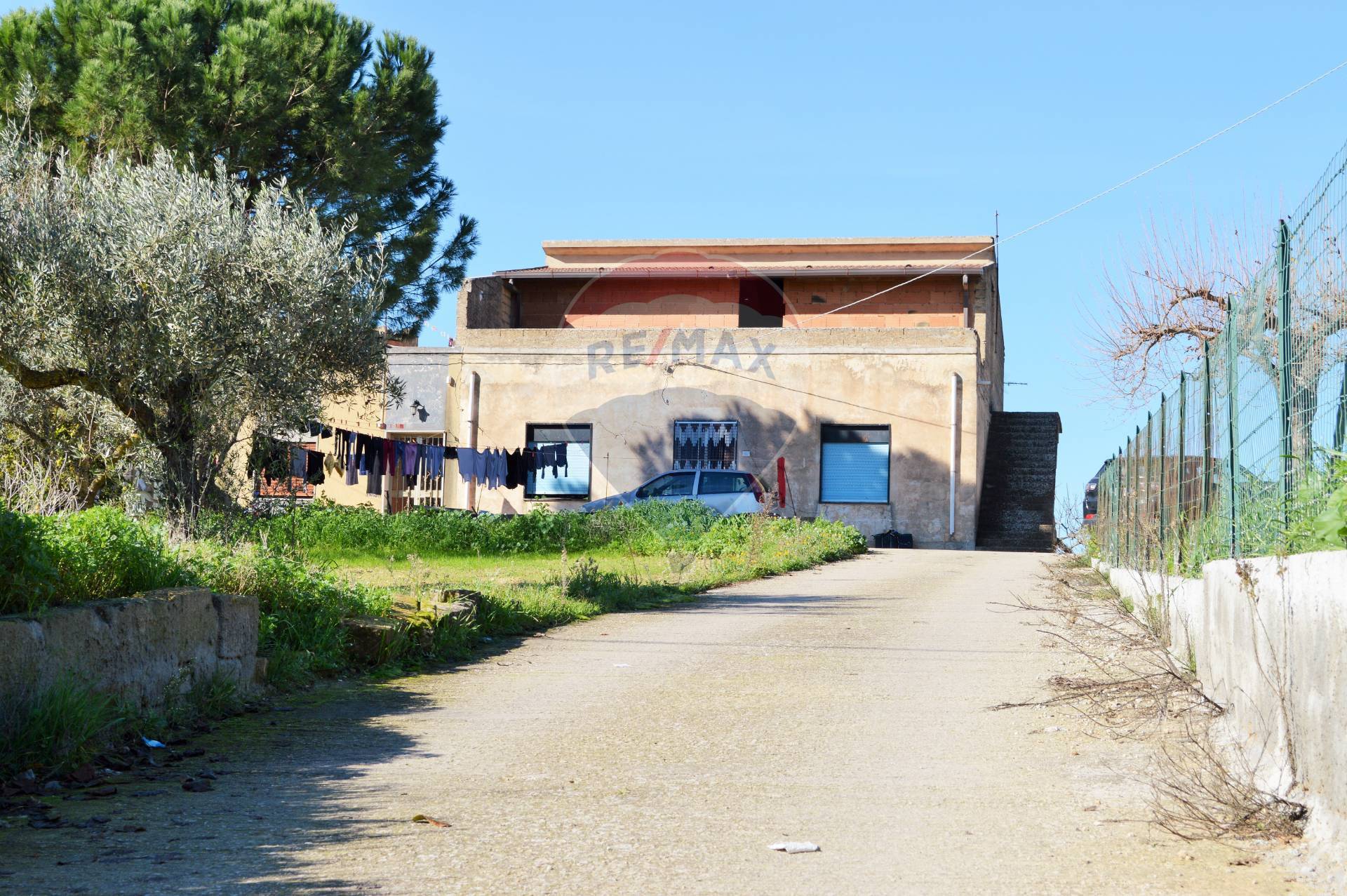 Soluzione Semindipendente in vendita a Chiaramonte Gulfi, 6 locali, prezzo € 35.000 | CambioCasa.it