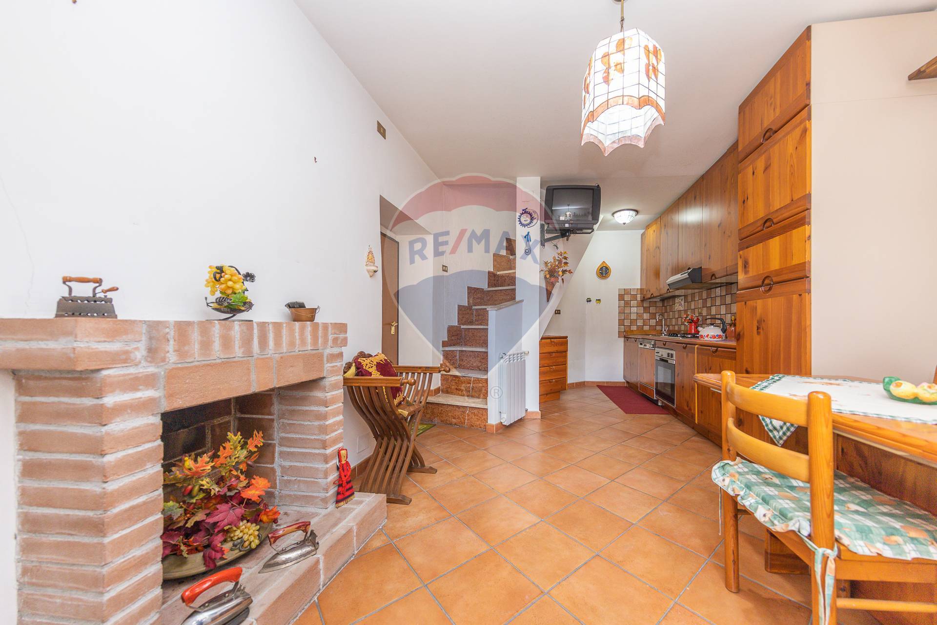 Appartamento in vendita a Subiaco, 3 locali, zona Località: LaTorre, prezzo € 54.000 | CambioCasa.it