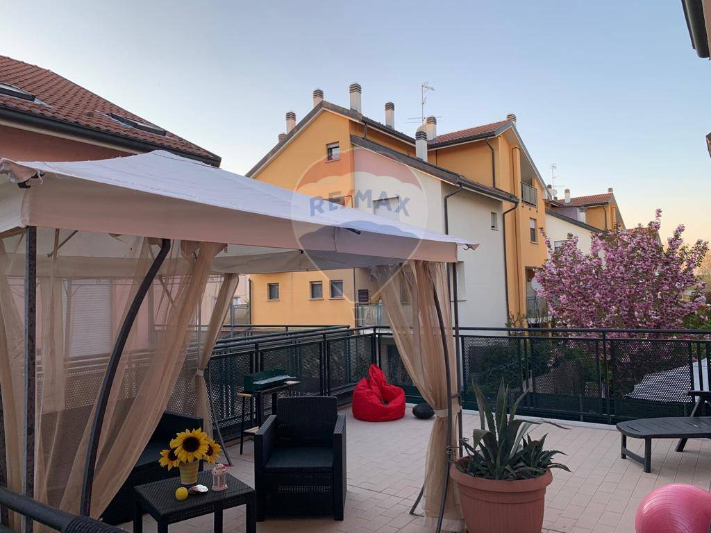Appartamento in vendita a San Martino Siccomario, 2 locali, prezzo € 135.000 | PortaleAgenzieImmobiliari.it