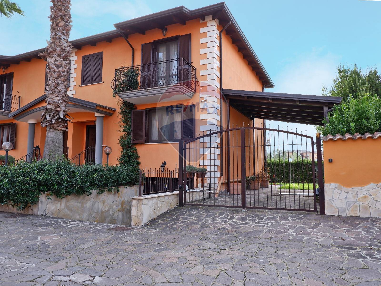 Villa a Schiera in vendita a Telese Terme, 4 locali, prezzo € 229.000 | PortaleAgenzieImmobiliari.it