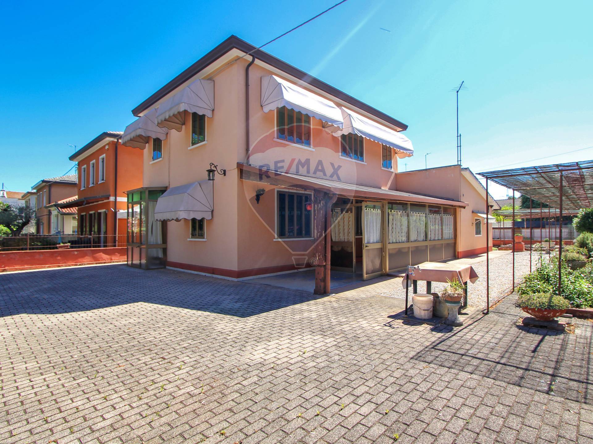 Soluzione Indipendente in vendita a Mirano, 4 locali, zona ocroce, prezzo € 167.000 | PortaleAgenzieImmobiliari.it