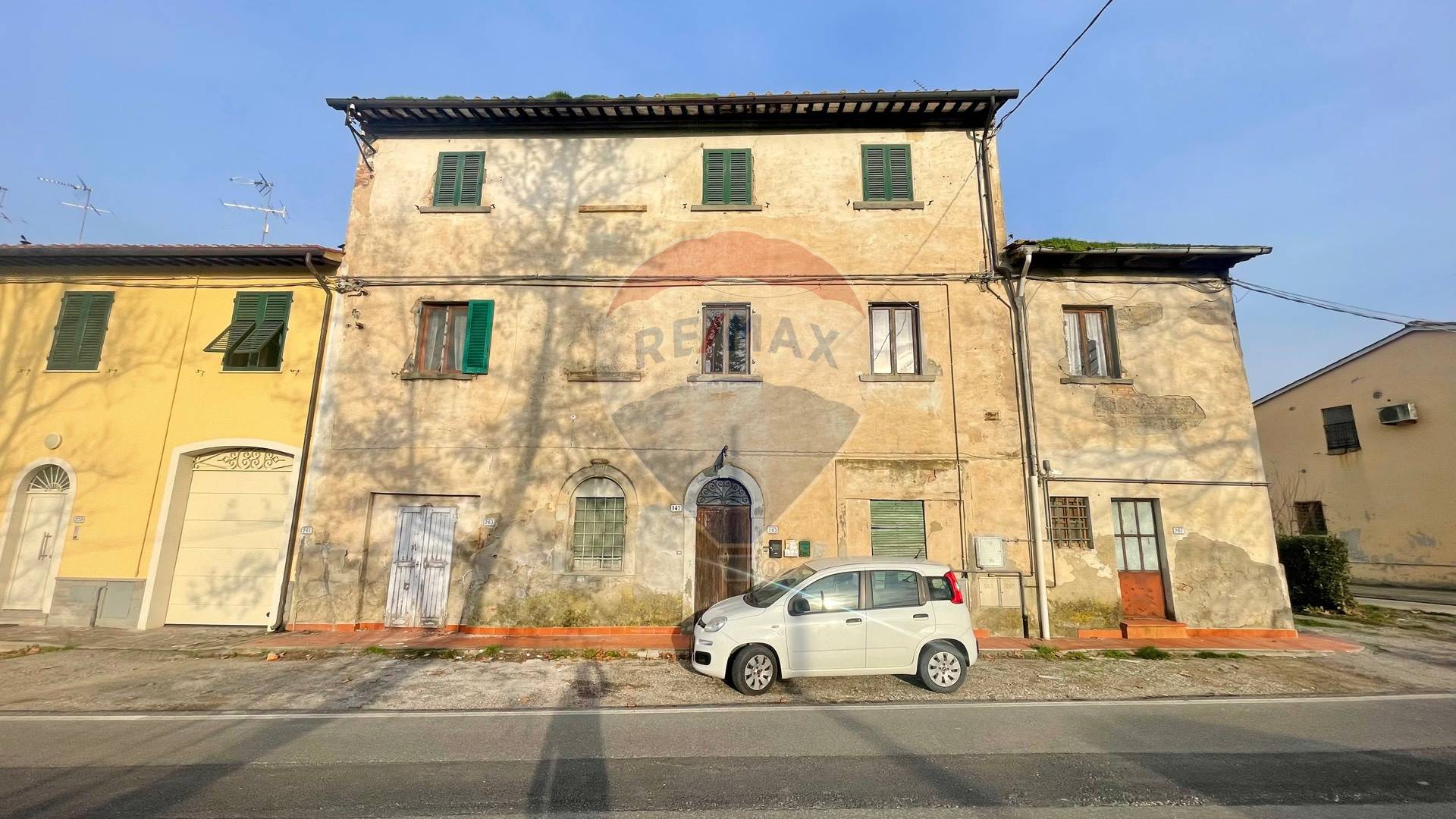 Appartamento in vendita a Empoli, 4 locali, zona Località: MolinNuovo, prezzo € 65.000 | PortaleAgenzieImmobiliari.it