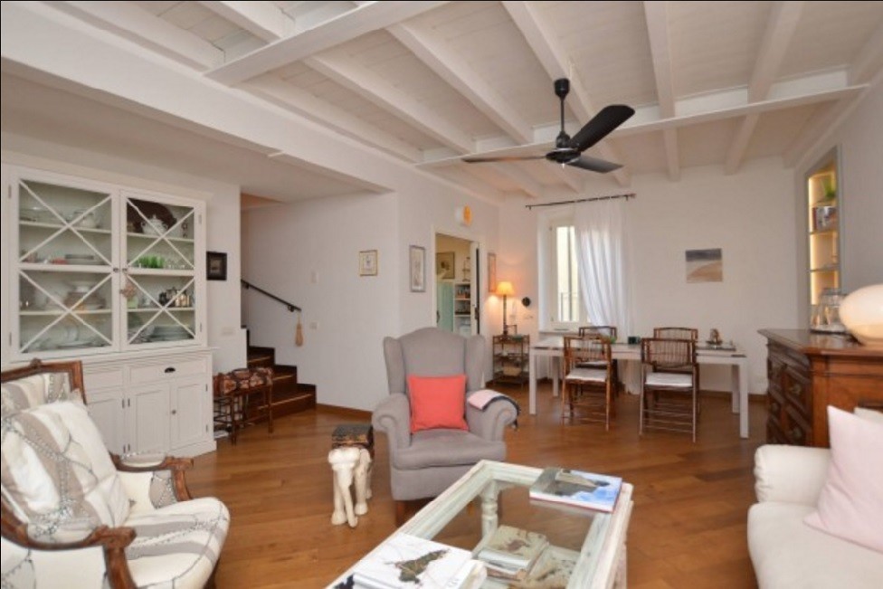 Appartamento in vendita a Forte dei Marmi, 5 locali, Trattative riservate | PortaleAgenzieImmobiliari.it