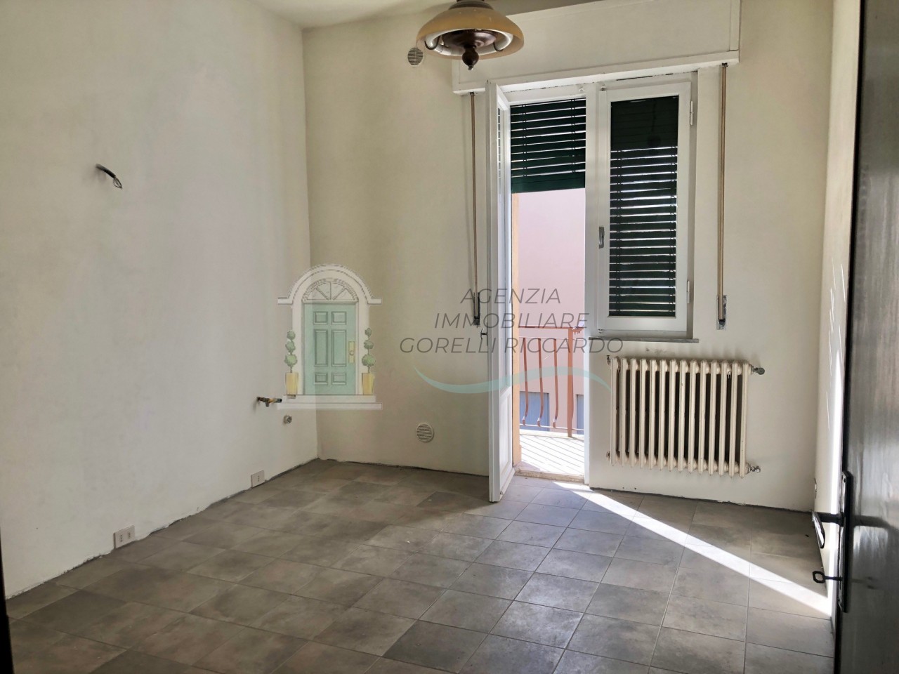Appartamento in vendita a Colle di Val d'Elsa, 4 locali, prezzo € 160.000 | PortaleAgenzieImmobiliari.it