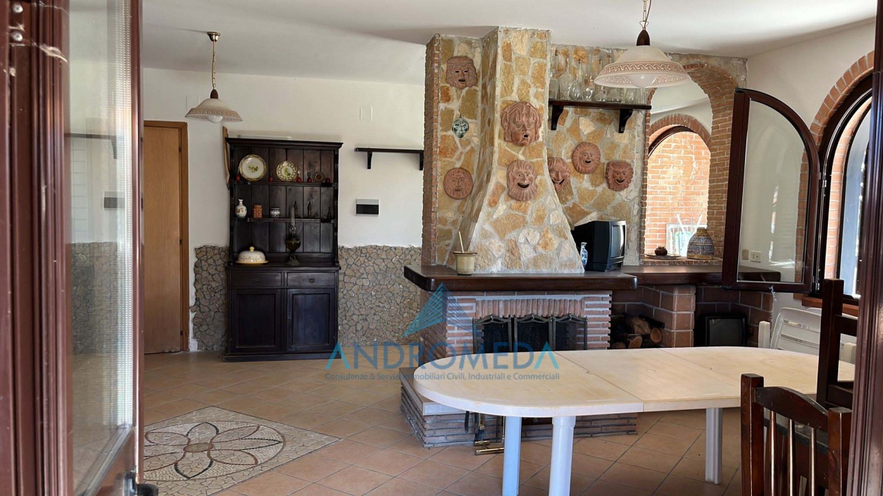 Villa in vendita a Vinchiaturo, 4 locali, prezzo € 100.000 | PortaleAgenzieImmobiliari.it