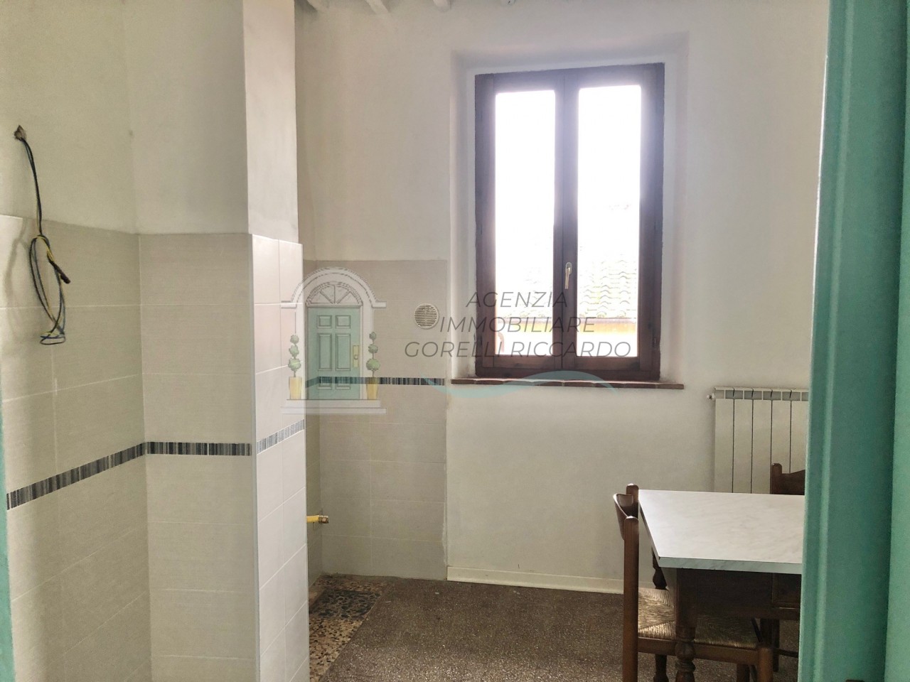 Appartamento in vendita a Colle di Val d'Elsa, 6 locali, prezzo € 150.000 | PortaleAgenzieImmobiliari.it
