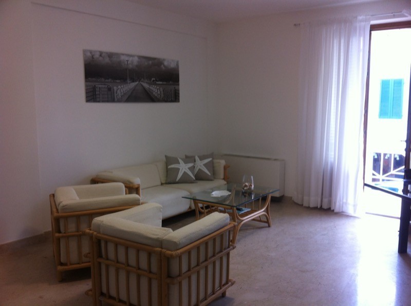 Appartamento in affitto a Forte dei Marmi, 4 locali, Trattative riservate | PortaleAgenzieImmobiliari.it