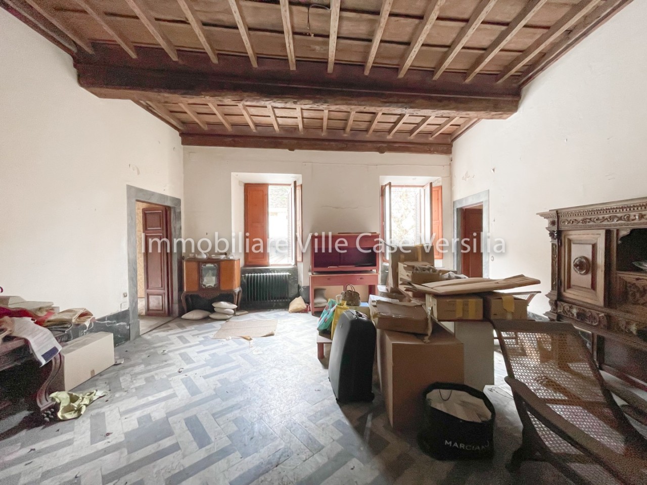 Appartamento in vendita a Seravezza, 5 locali, prezzo € 400.000 | PortaleAgenzieImmobiliari.it