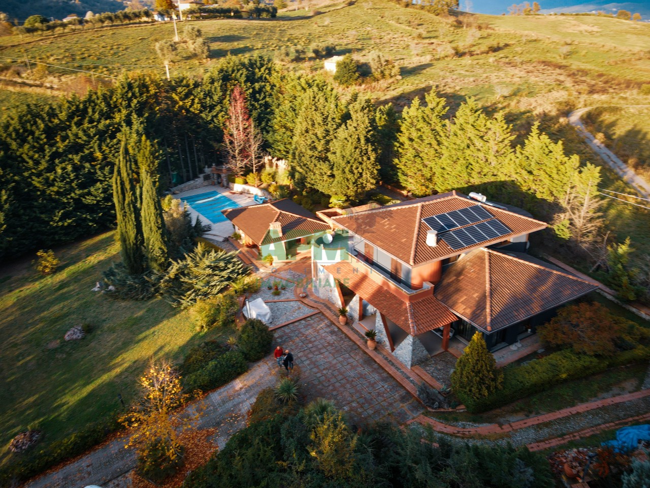 Villa in vendita a Malito, 16 locali, prezzo € 990.000 | PortaleAgenzieImmobiliari.it