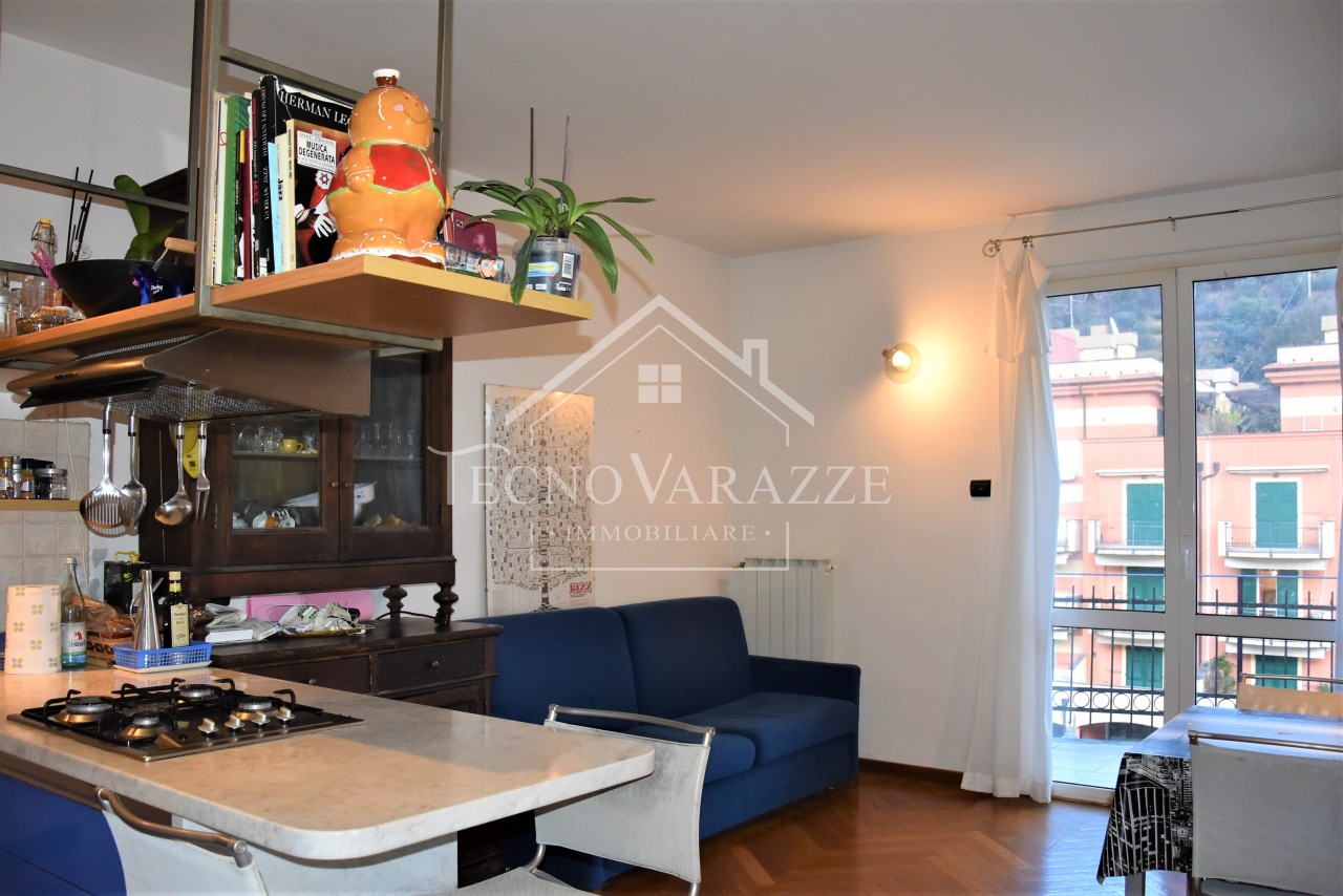 Appartamento in vendita a Varazze, 2 locali, prezzo € 249.000 | PortaleAgenzieImmobiliari.it