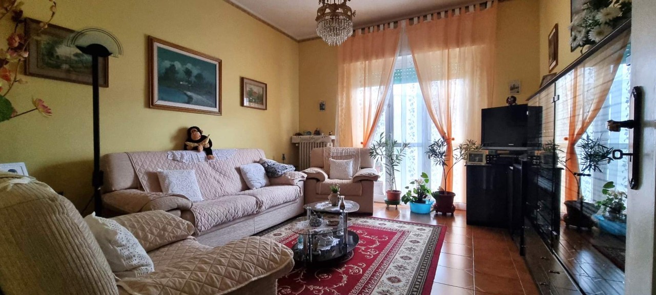 Appartamento in vendita a Alessandria, 4 locali, prezzo € 90.000 | PortaleAgenzieImmobiliari.it