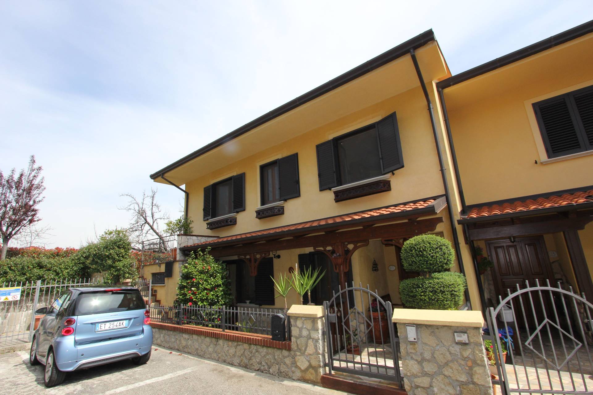 Villa Bifamiliare in vendita a Cerisano, 5 locali, Trattative riservate | PortaleAgenzieImmobiliari.it