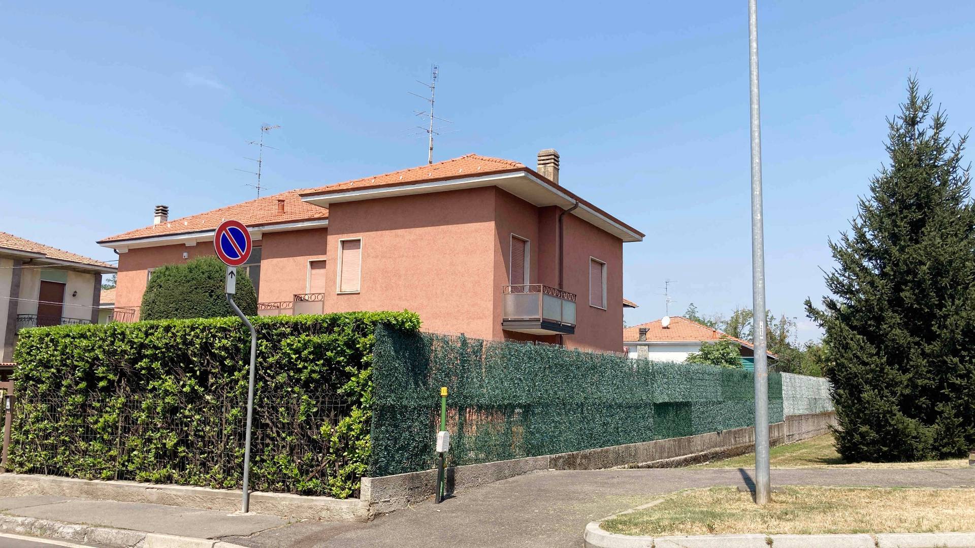 Appartamento in vendita a Tradate, 3 locali, zona Località: SEMI-CENTRO, prezzo € 169.000 | PortaleAgenzieImmobiliari.it