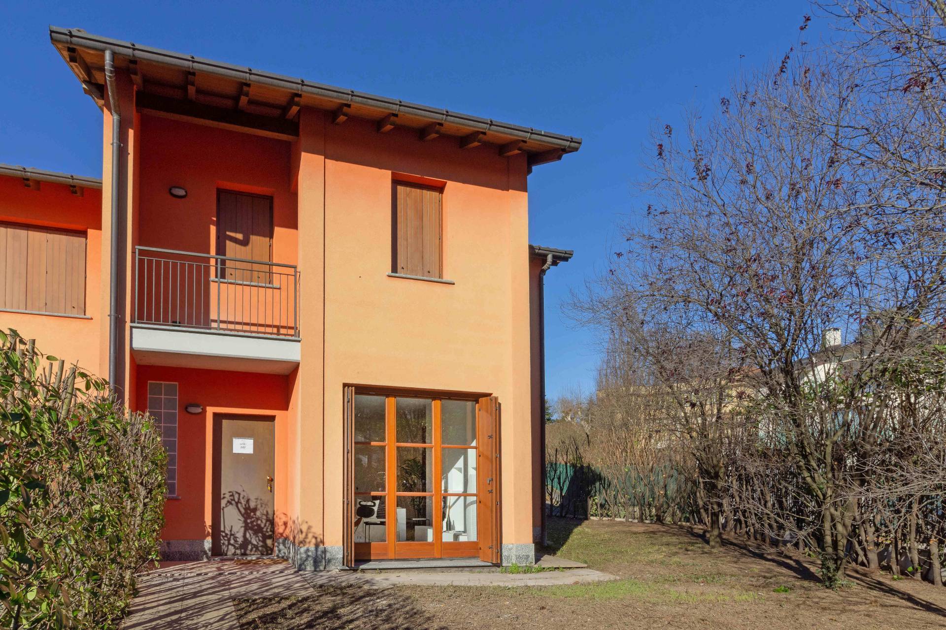 Villa in vendita a Albiolo, 4 locali, prezzo € 315.000 | PortaleAgenzieImmobiliari.it