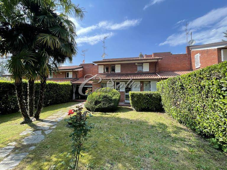 Villa a Schiera in vendita a Carimate, 4 locali, zona Località: Fagiana, prezzo € 360.000 | PortaleAgenzieImmobiliari.it