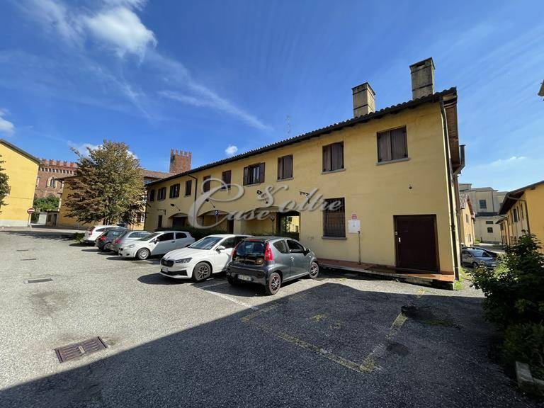 Negozio / Locale in affitto a Carimate, 9999 locali, prezzo € 2.000 | PortaleAgenzieImmobiliari.it