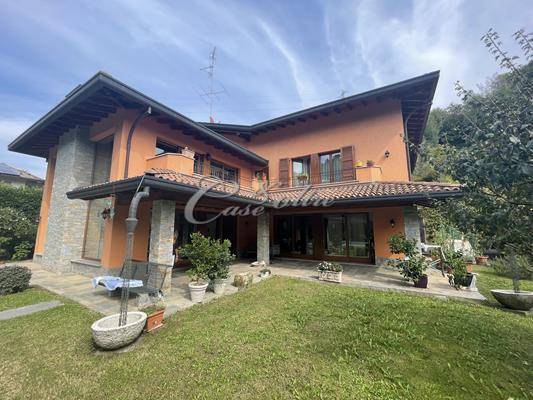 Villa in vendita a Carimate, 10 locali, zona Località: Vedroni, prezzo € 1.200.000 | PortaleAgenzieImmobiliari.it