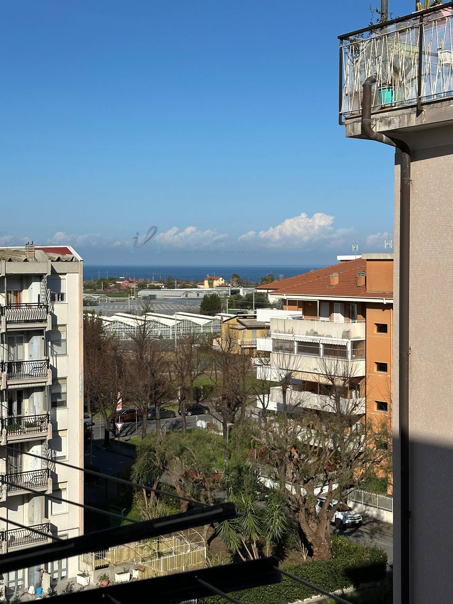 Appartamento in vendita a Albenga, 5 locali, zona Località: Centro, prezzo € 250.000 | PortaleAgenzieImmobiliari.it