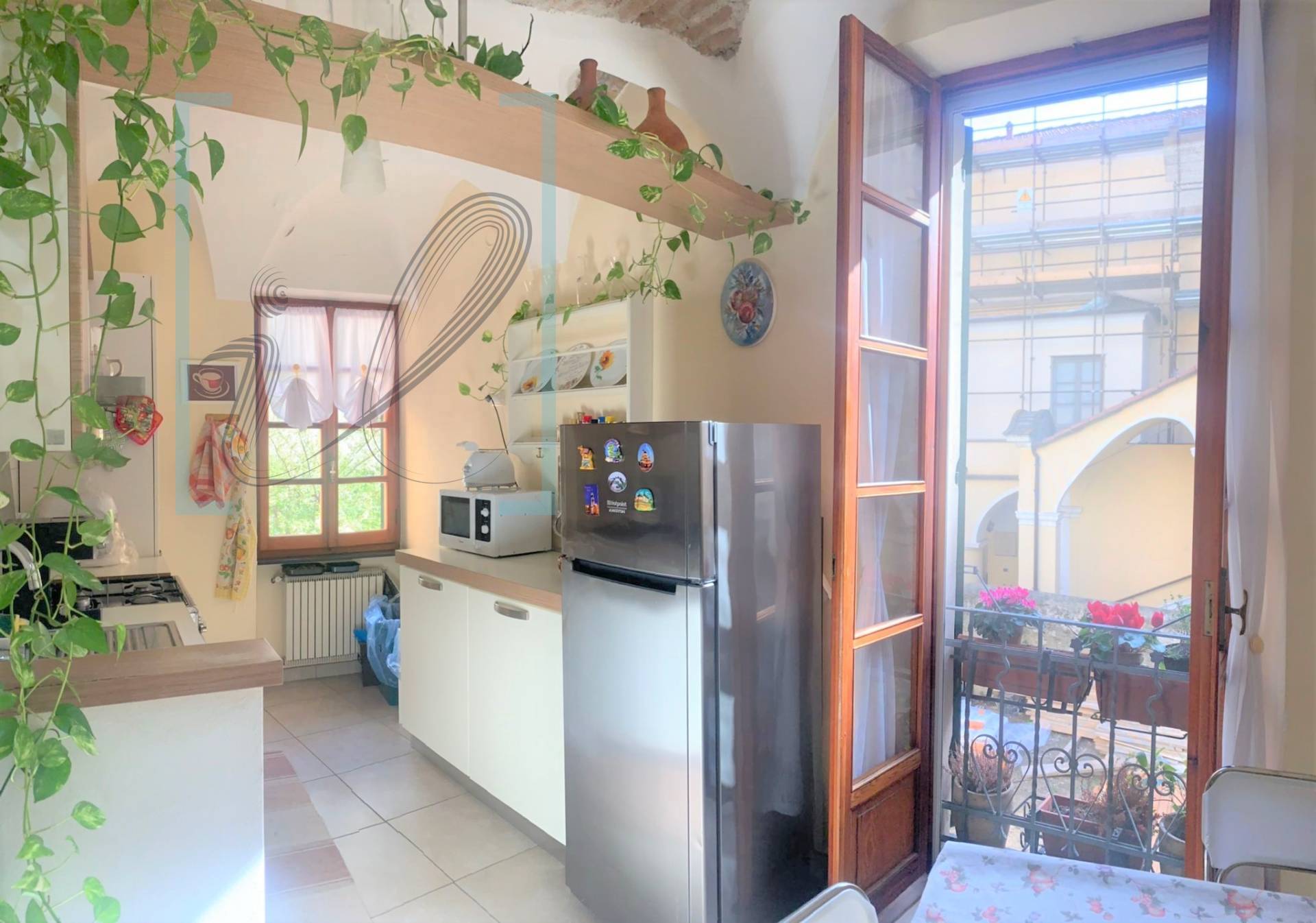 Appartamento in vendita a Albenga, 4 locali, prezzo € 195.000 | PortaleAgenzieImmobiliari.it