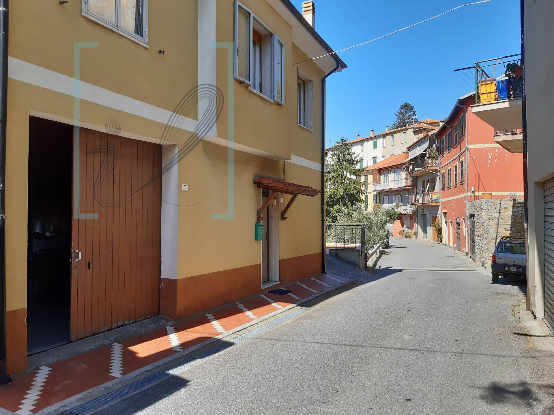 Soluzione Indipendente in vendita a Cesio, 6 locali, prezzo € 190.000 | PortaleAgenzieImmobiliari.it