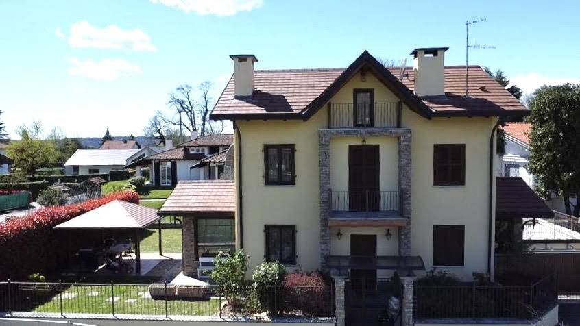 Villa in vendita a Malnate, 5 locali, zona ra, prezzo € 545.000 | PortaleAgenzieImmobiliari.it