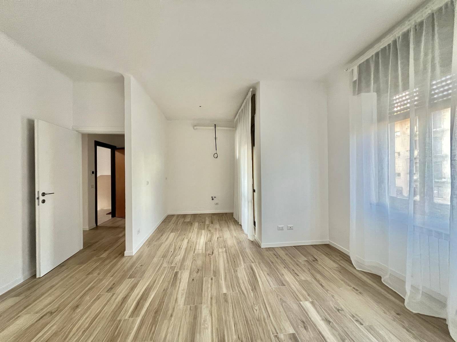 Appartamento in vendita a Varese, 2 locali, zona ozzero, prezzo € 109.500 | PortaleAgenzieImmobiliari.it