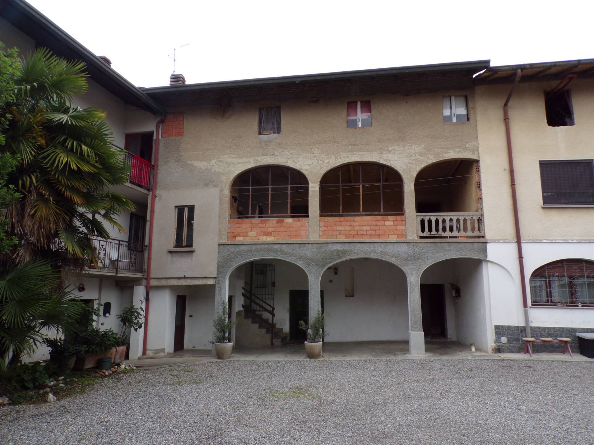 Rustico / Casale in vendita a Valmorea, 3 locali, prezzo € 59.000 | PortaleAgenzieImmobiliari.it
