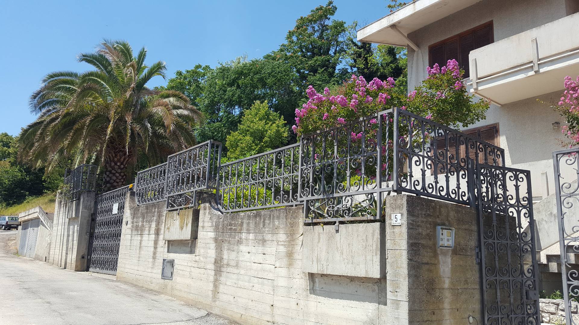Villa in vendita a Teramo, 25 locali, prezzo € 260.000 | PortaleAgenzieImmobiliari.it
