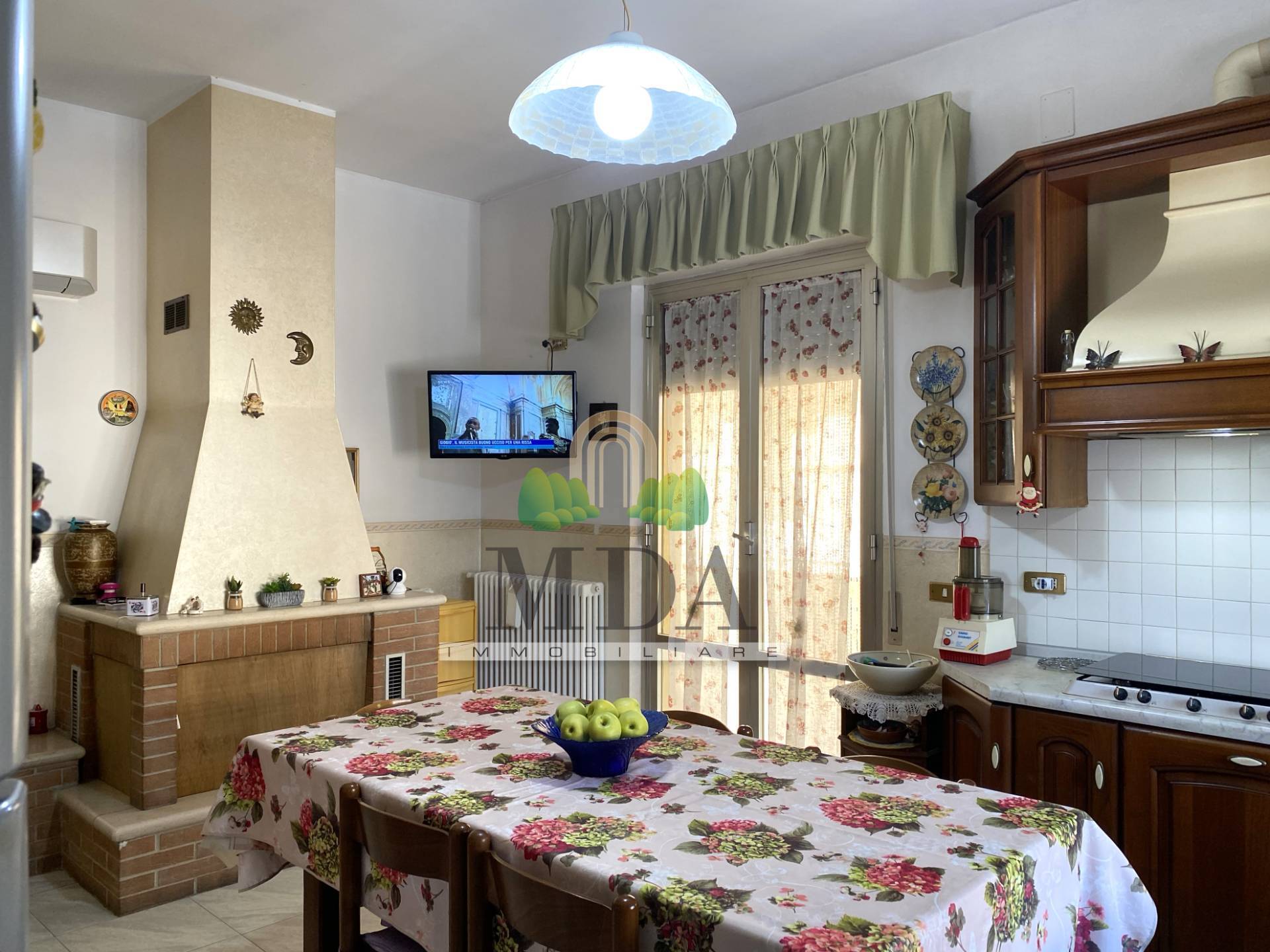 Appartamento in vendita a Martinsicuro, 5 locali, prezzo € 180.000 | PortaleAgenzieImmobiliari.it