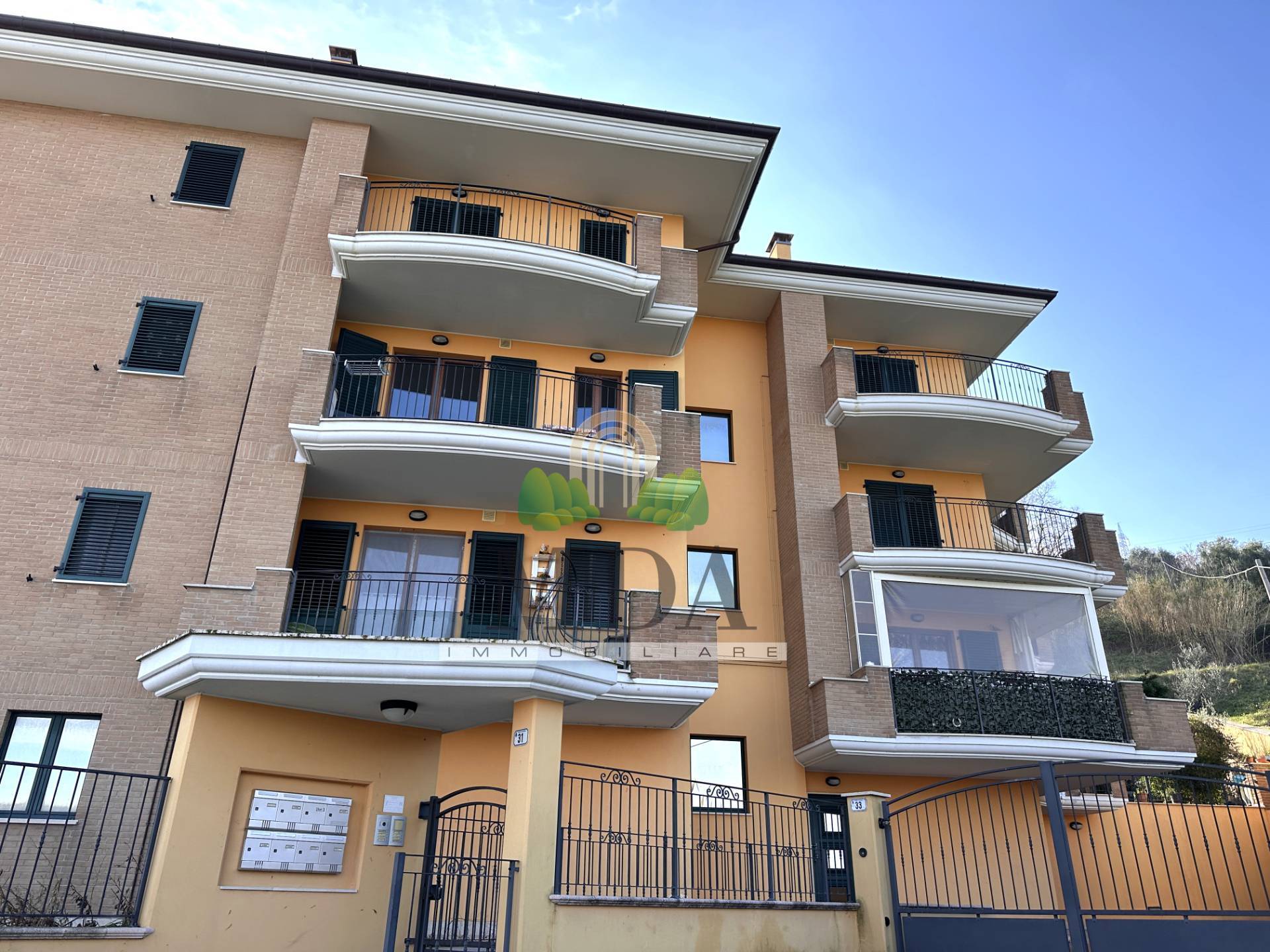 Appartamento in vendita a Colonnella, 3 locali, zona Località: C/daS.Martino, prezzo € 125.000 | PortaleAgenzieImmobiliari.it