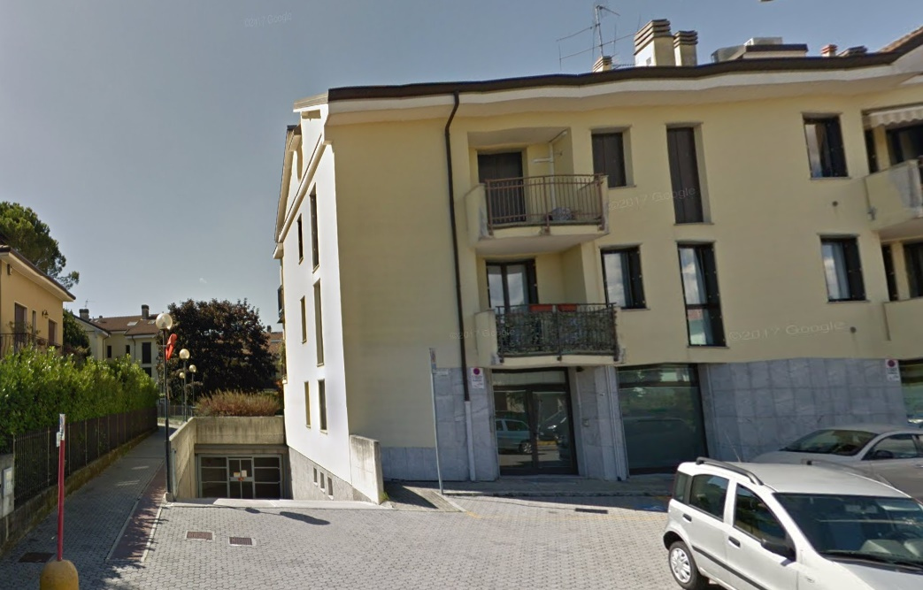 Negozio / Locale in vendita a Seriate, 9999 locali, prezzo € 78.000 | CambioCasa.it